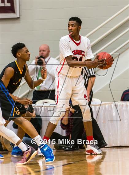 Thumbnail 2 in Archbishop Carroll vs. Simeon (Spalding HoopHall Classic) photogallery.
