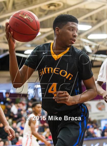 Thumbnail 3 in Archbishop Carroll vs. Simeon (Spalding HoopHall Classic) photogallery.