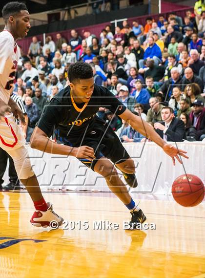 Thumbnail 3 in Archbishop Carroll vs. Simeon (Spalding HoopHall Classic) photogallery.
