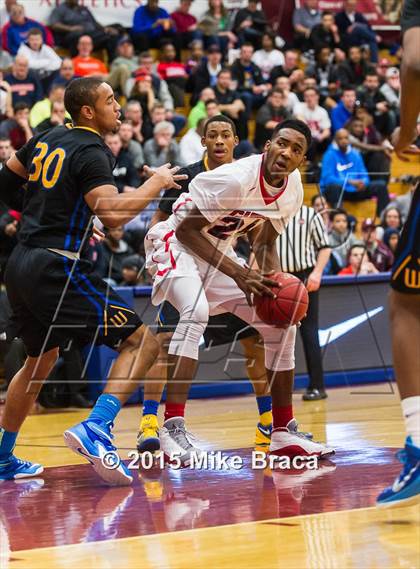Thumbnail 1 in Archbishop Carroll vs. Simeon (Spalding HoopHall Classic) photogallery.