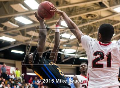 Thumbnail 2 in Archbishop Carroll vs. Simeon (Spalding HoopHall Classic) photogallery.