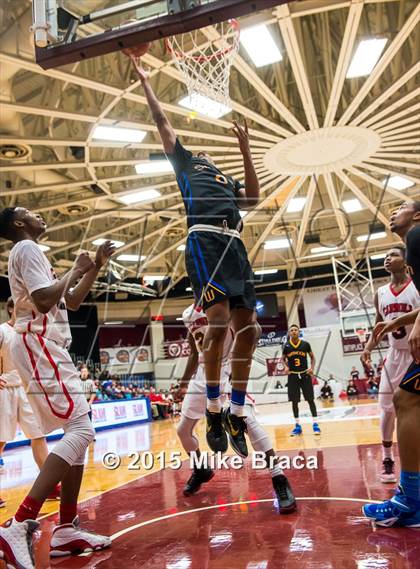 Thumbnail 1 in Archbishop Carroll vs. Simeon (Spalding HoopHall Classic) photogallery.