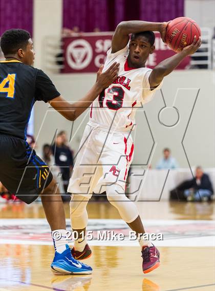 Thumbnail 2 in Archbishop Carroll vs. Simeon (Spalding HoopHall Classic) photogallery.