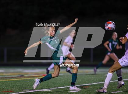 Thumbnail 2 in Hingham @ Duxbury photogallery.