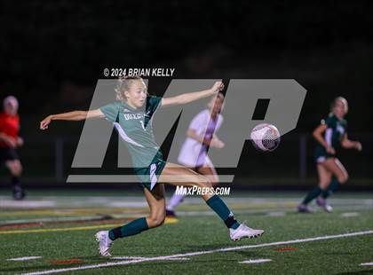Thumbnail 1 in Hingham @ Duxbury photogallery.