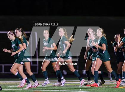 Thumbnail 2 in Hingham @ Duxbury photogallery.