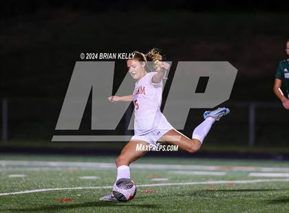 Thumbnail 2 in Hingham @ Duxbury photogallery.
