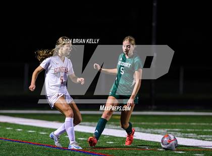 Thumbnail 2 in Hingham @ Duxbury photogallery.