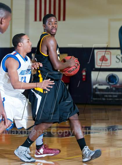 Thumbnail 3 in Apex vs Person (MLK Holiday Classic Tournament)  photogallery.