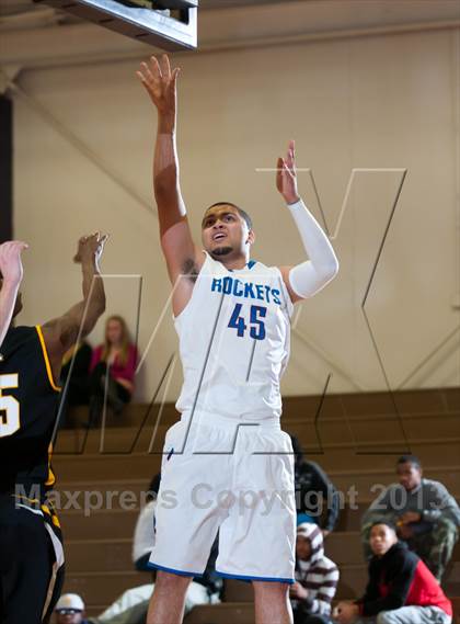 Thumbnail 3 in Apex vs Person (MLK Holiday Classic Tournament)  photogallery.