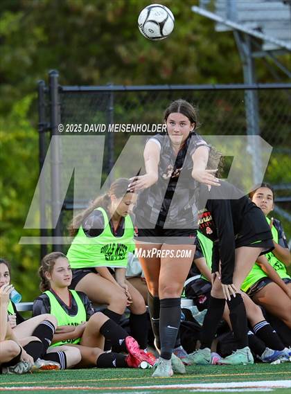 Thumbnail 1 in Smithtown West @ Half Hollow Hills West photogallery.
