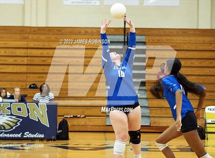 Thumbnail 1 in Stanton @ Paxon photogallery.