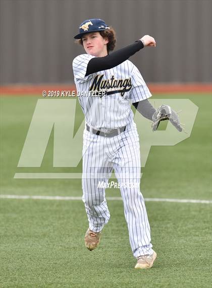 Thumbnail 3 in McKinney Christian Academy vs Bishop Lynch (Texas Private School Classic) photogallery.