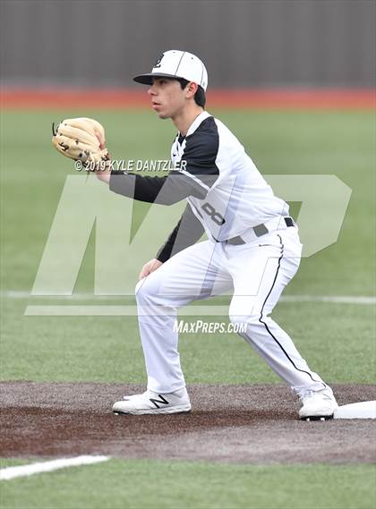 Thumbnail 1 in McKinney Christian Academy vs Bishop Lynch (Texas Private School Classic) photogallery.