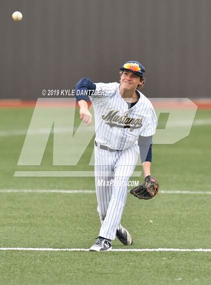 Thumbnail 1 in McKinney Christian Academy vs Bishop Lynch (Texas Private School Classic) photogallery.