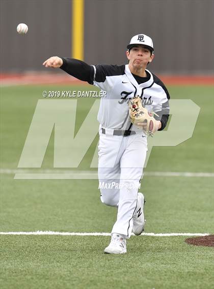 Thumbnail 2 in McKinney Christian Academy vs Bishop Lynch (Texas Private School Classic) photogallery.