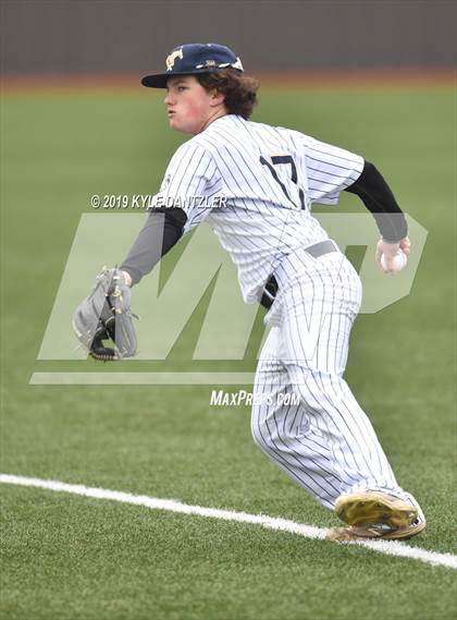 Thumbnail 3 in McKinney Christian Academy vs Bishop Lynch (Texas Private School Classic) photogallery.
