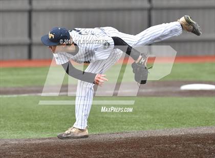 Thumbnail 1 in McKinney Christian Academy vs Bishop Lynch (Texas Private School Classic) photogallery.