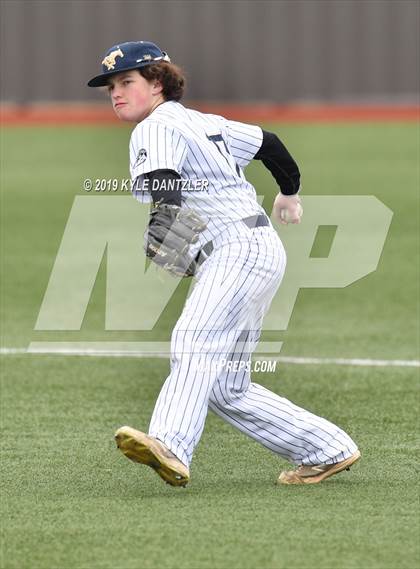 Thumbnail 1 in McKinney Christian Academy vs Bishop Lynch (Texas Private School Classic) photogallery.