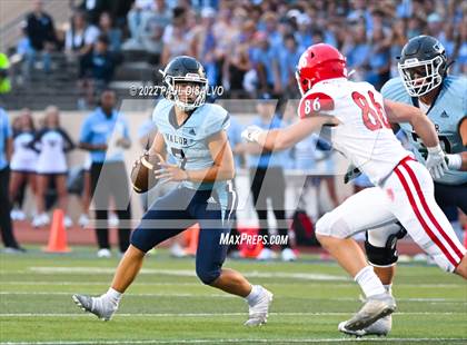 Thumbnail 3 in Regis Jesuit @ Valor Christian photogallery.