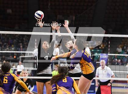 Thumbnail 3 in West Grand vs. Dolores (CHAAA 2A 3rd Round) photogallery.