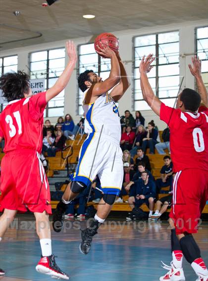 Thumbnail 2 in Nordhoff vs Bishop Diego [Garcia] (Santa Barbara Holiday Classic) photogallery.