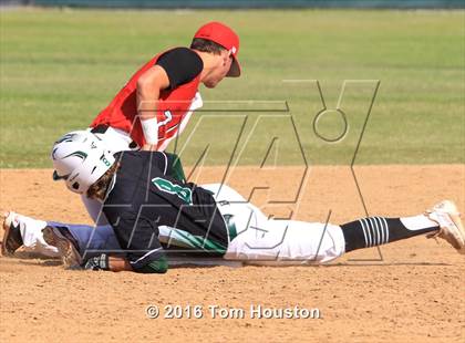 Thumbnail 1 in Glendora vs. Bonita photogallery.