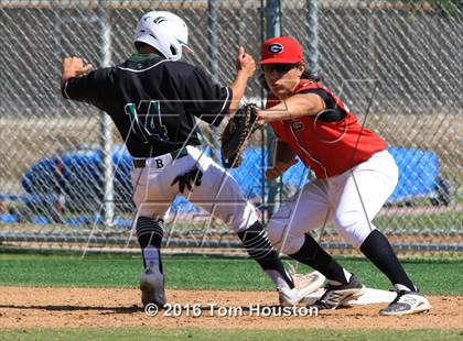 Thumbnail 2 in Glendora vs. Bonita photogallery.