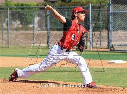 Thumbnail 3 in Glendora vs. Bonita photogallery.