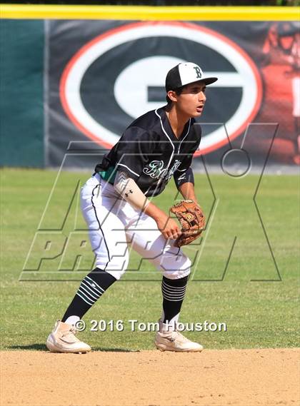Thumbnail 1 in Glendora vs. Bonita photogallery.