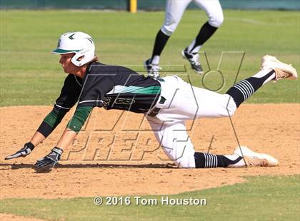 Thumbnail 2 in Glendora vs. Bonita photogallery.