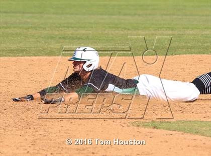 Thumbnail 1 in Glendora vs. Bonita photogallery.