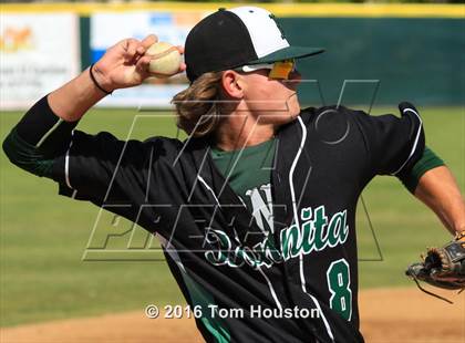 Thumbnail 1 in Glendora vs. Bonita photogallery.