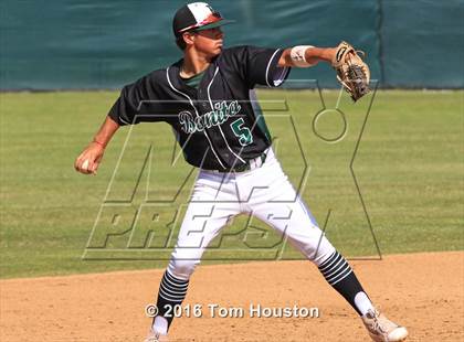 Thumbnail 3 in Glendora vs. Bonita photogallery.
