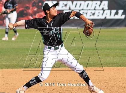 Thumbnail 2 in Glendora vs. Bonita photogallery.