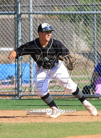 Thumbnail 3 in Glendora vs. Bonita photogallery.