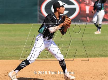 Thumbnail 1 in Glendora vs. Bonita photogallery.