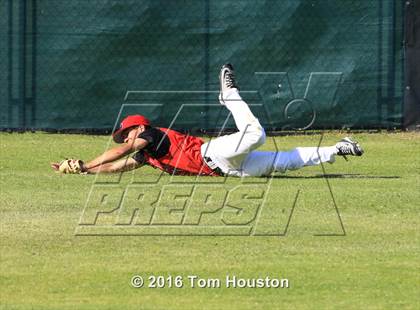 Thumbnail 1 in Glendora vs. Bonita photogallery.