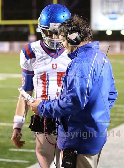 Thumbnail 1 in Ensworth vs. MUS (TSSAA Division II Class AA BlueCross Bowl)  photogallery.