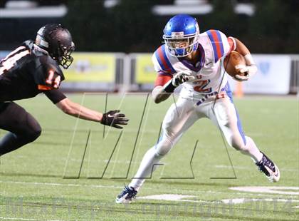 Thumbnail 2 in Ensworth vs. MUS (TSSAA Division II Class AA BlueCross Bowl)  photogallery.