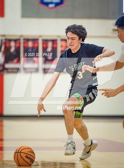 Thumbnail 3 in Servite @ Orange Lutheran photogallery.