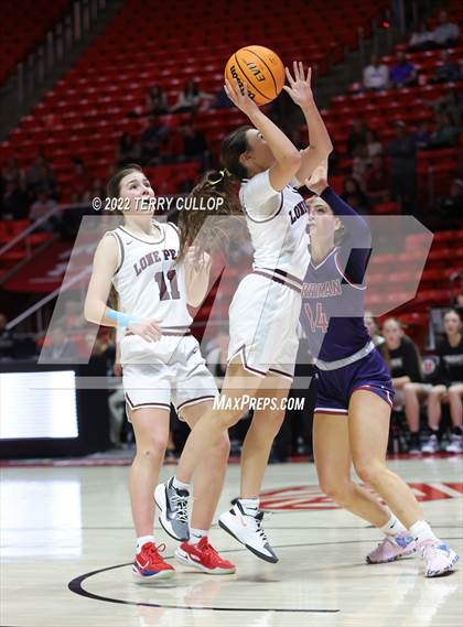 Thumbnail 3 in Herriman vs. Lone Peak (UHSAA 6A Semifinal) photogallery.