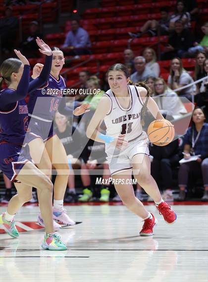 Thumbnail 2 in Herriman vs. Lone Peak (UHSAA 6A Semifinal) photogallery.
