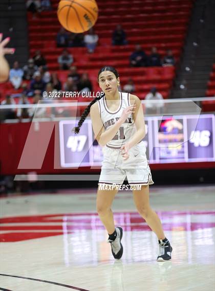 Thumbnail 2 in Herriman vs. Lone Peak (UHSAA 6A Semifinal) photogallery.