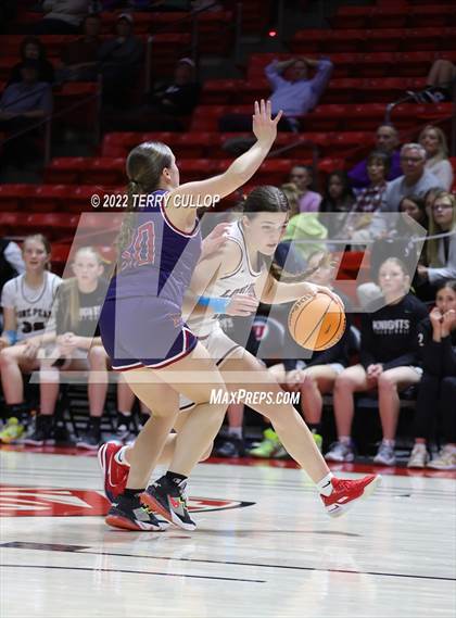 Thumbnail 3 in Herriman vs. Lone Peak (UHSAA 6A Semifinal) photogallery.