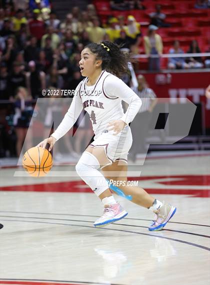 Thumbnail 3 in Herriman vs. Lone Peak (UHSAA 6A Semifinal) photogallery.