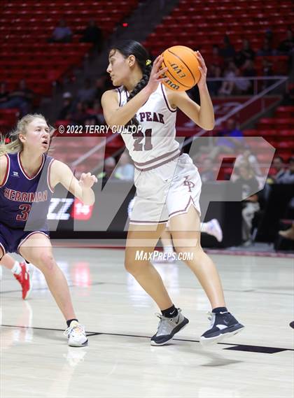 Thumbnail 2 in Herriman vs. Lone Peak (UHSAA 6A Semifinal) photogallery.