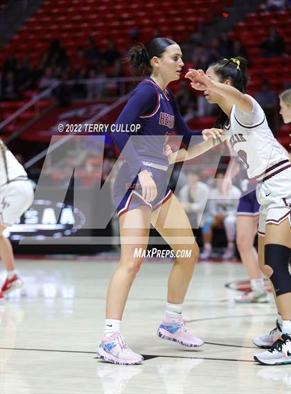 Thumbnail 3 in Herriman vs. Lone Peak (UHSAA 6A Semifinal) photogallery.