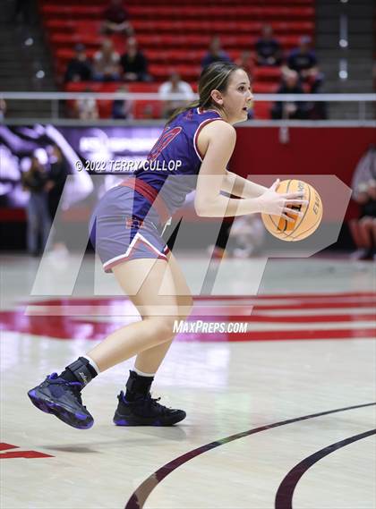 Thumbnail 1 in Herriman vs. Lone Peak (UHSAA 6A Semifinal) photogallery.