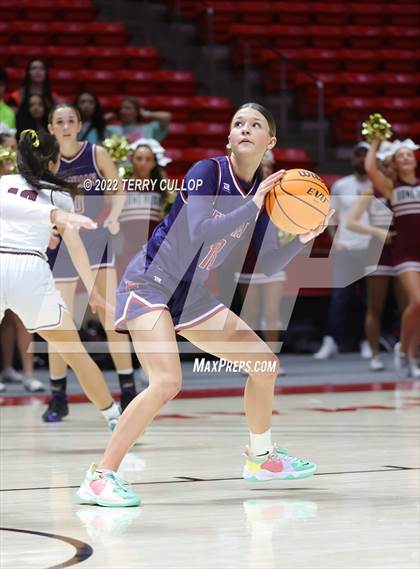 Thumbnail 2 in Herriman vs. Lone Peak (UHSAA 6A Semifinal) photogallery.